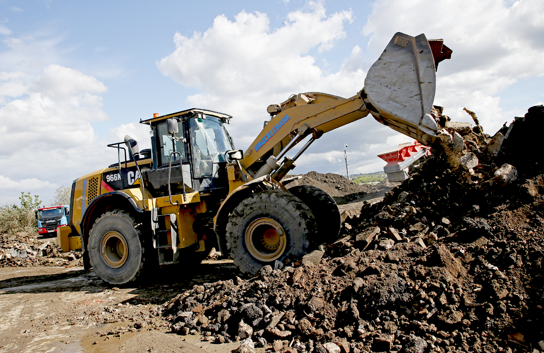 Loading Shovel Aggregates